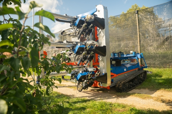 PeK Automotive: robot autonomi per frutteti e vigneti ad Agritechnica 2025