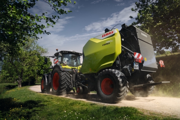 La nuova rotopressa a camera variabile Cerex 700 RC di Claas