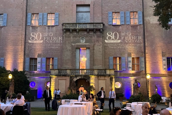 Il lungo viaggio di FederUnacoma nella storia italiana