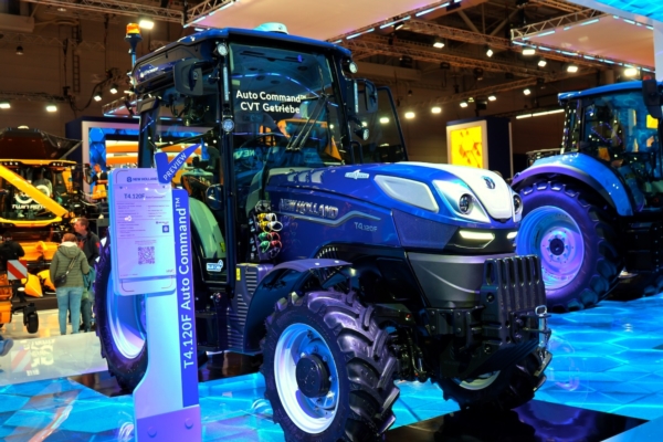 New Holland T4 Auto Command: compatto fuori, grande dentro