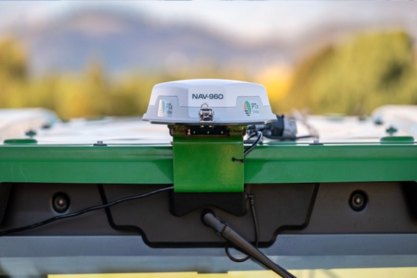 PTx Trimble presenta il ricevitore Nav-960