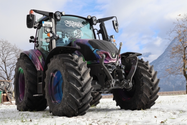 Dai padiglioni di Agritechnica all'Italia: ecco il nuovo Valtra G135 CVT